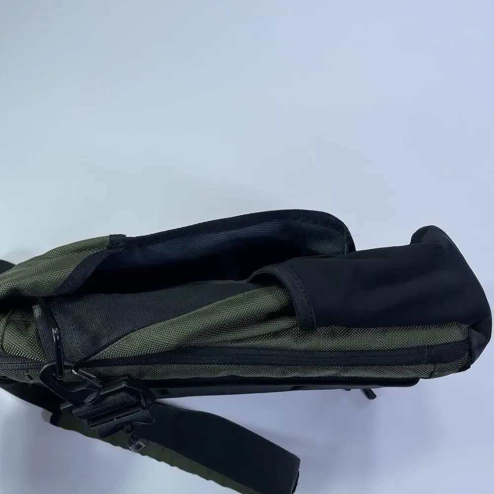 Timbuk Messenger Bag Multi Pockets Shoulder Strap Green Orange Commute Office